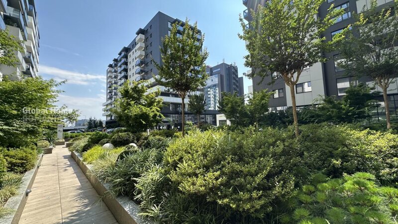 Cortina North, Pipera, 3 rooms + 32 sqm terrace + parking, designer finishes.